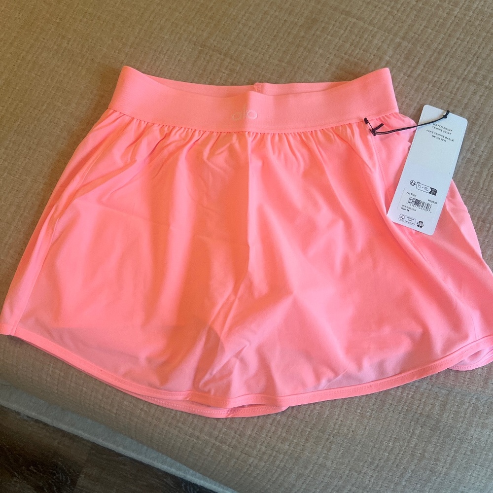 Alo matchpoint tennis skirt neon bubblegum